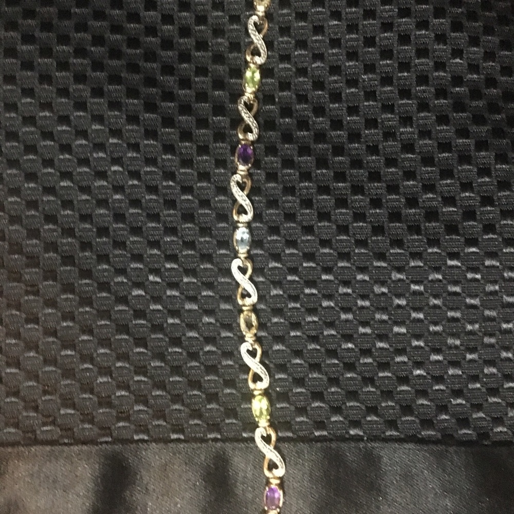 Lia Sophia Infiniti stone bracelet